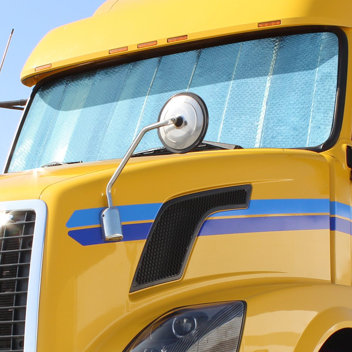 Windshield Sunshade For 2002-2024 Volvo VNL - Thumbnail 3